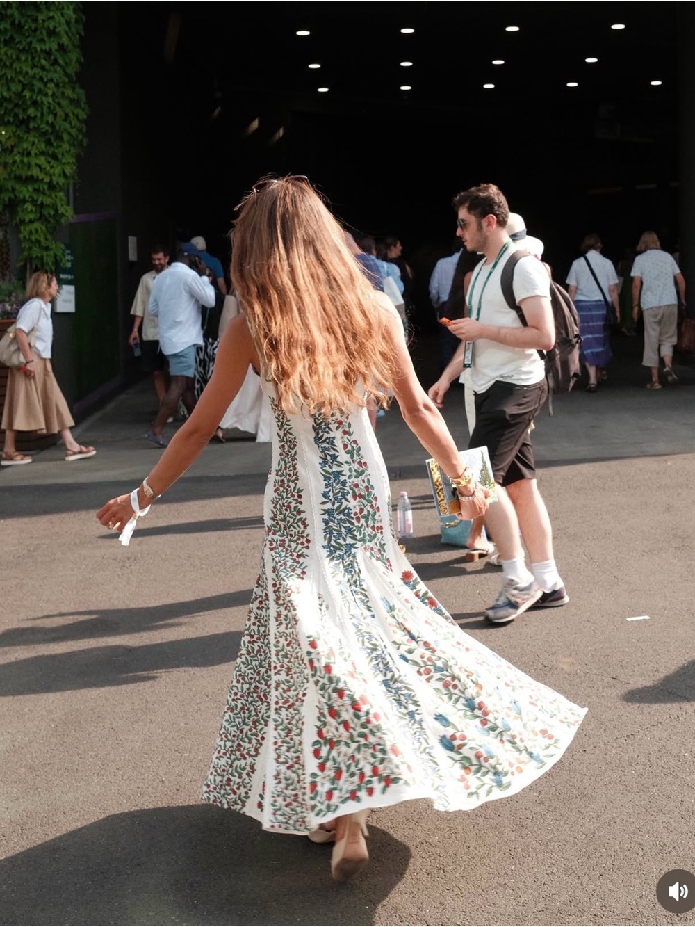 FARM Rio White Floral Panel Maxi Dress - Picture 12 of 16